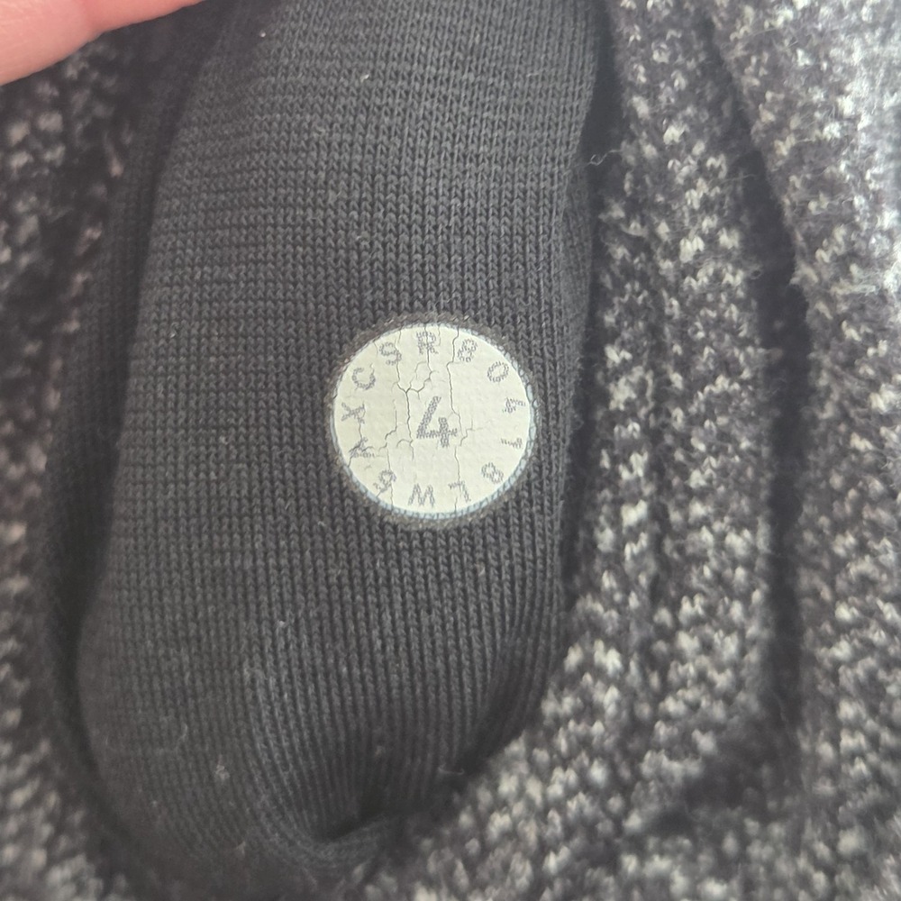 LULULEMON Wunder Under Heather Grey Variegated Knit Leggings Size 4 - Picture 11 of 13
